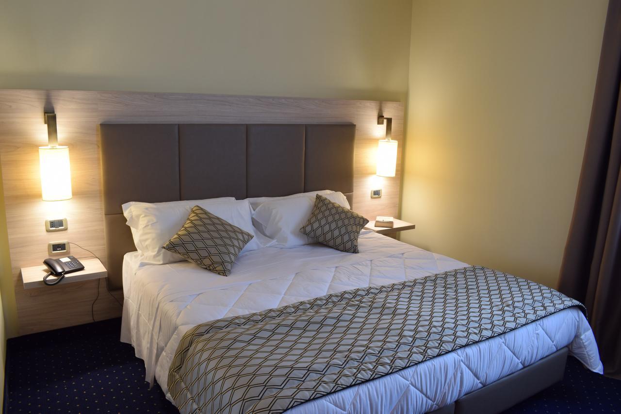 Roma Domus Hotel Ponzano Romano Экстерьер фото